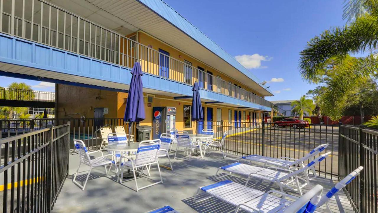 Magnuson Hotel Bradenton Exteriér fotografie